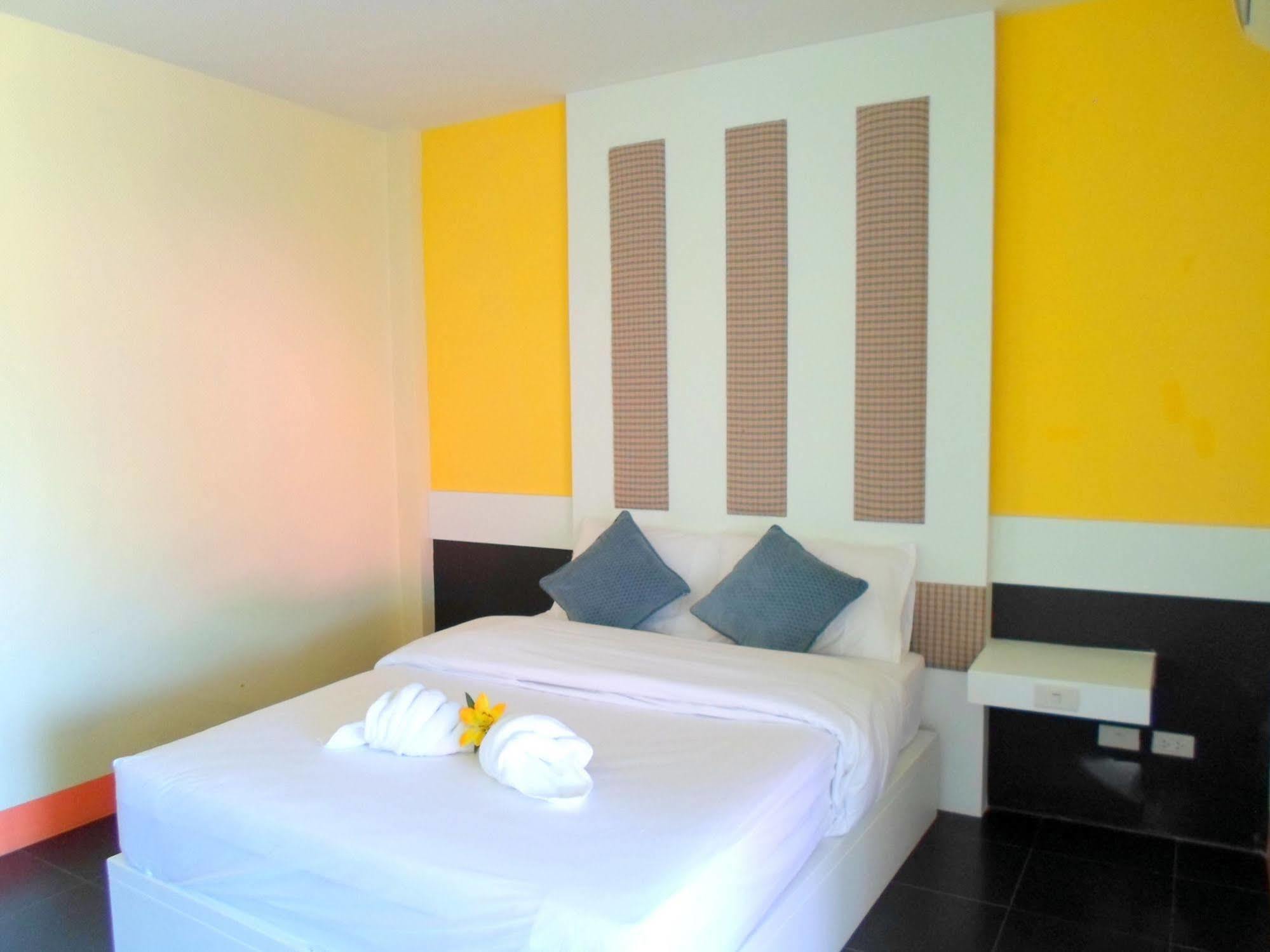 Bantatuk Resort & Restaurant Ban Tha Khun Extérieur photo