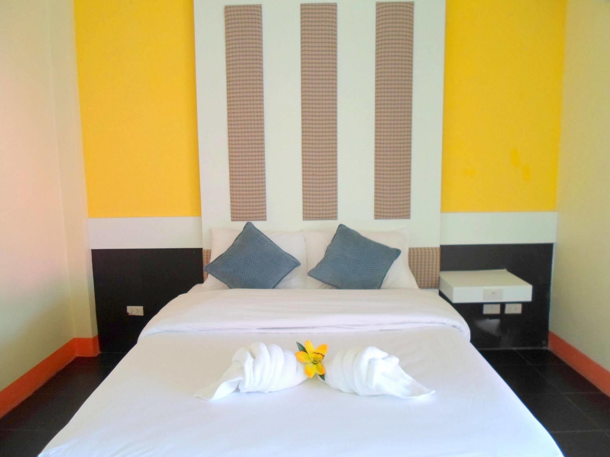 Bantatuk Resort & Restaurant Ban Tha Khun Extérieur photo