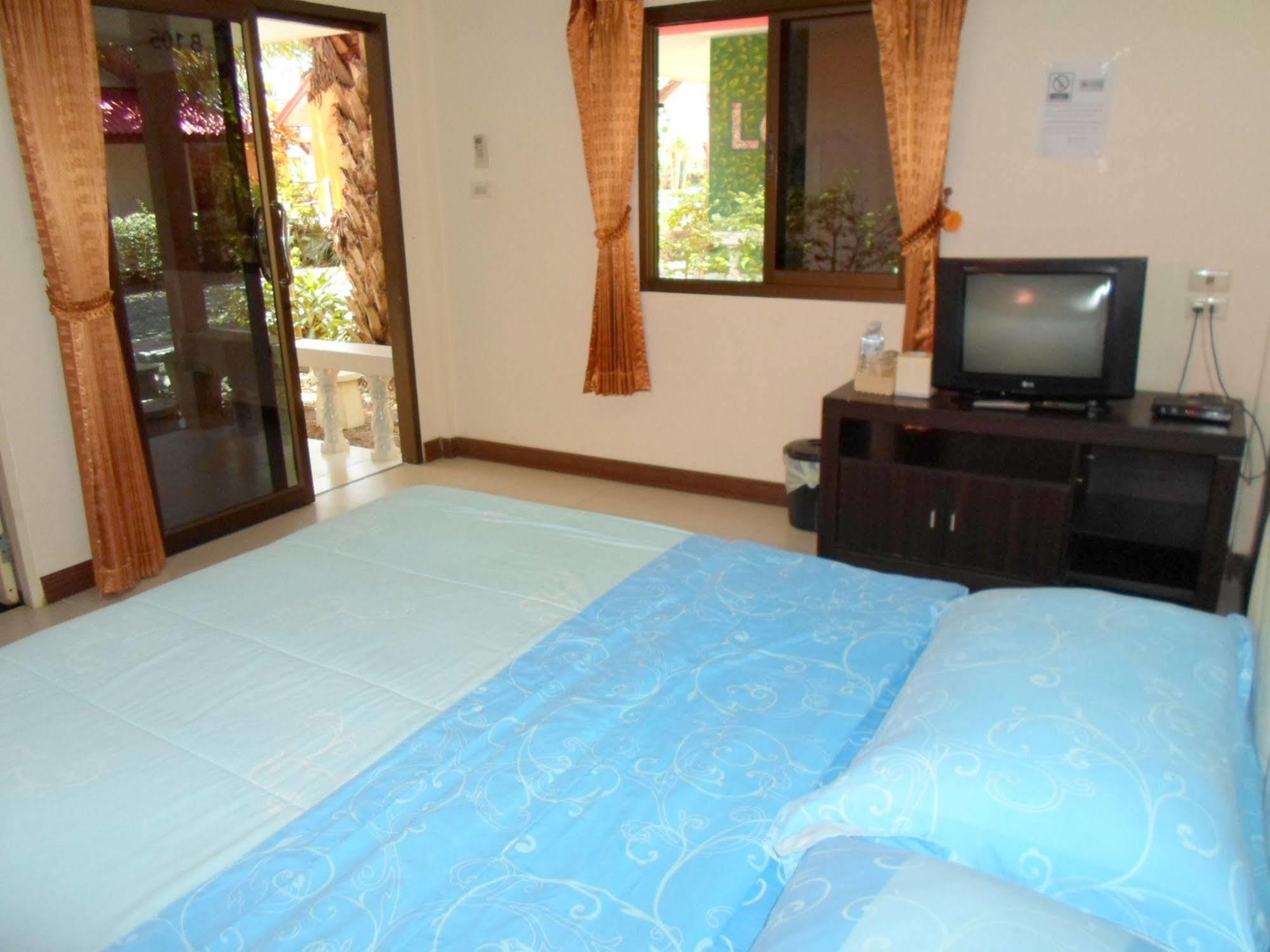 Bantatuk Resort & Restaurant Ban Tha Khun Extérieur photo